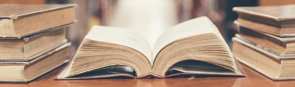 Книги в библиотеке