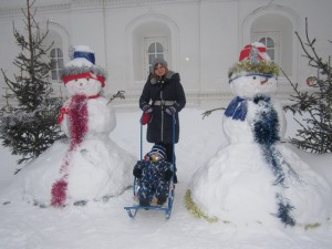 Мы не ели, мы не пили, Бабу снежную лепили.